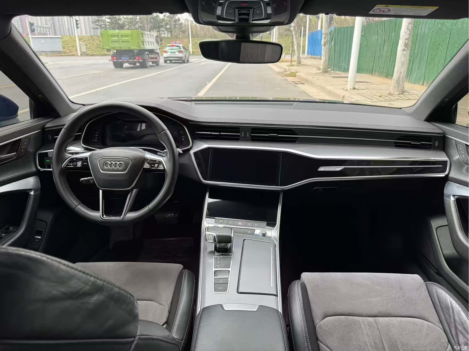 Audi A6L, 2019 все фото