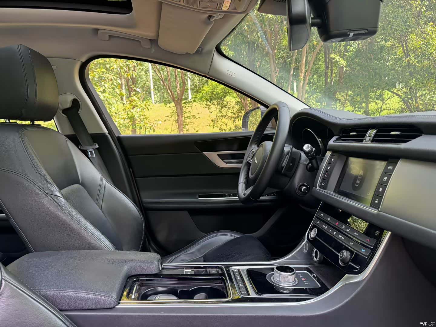 Jaguar XF, 2016 7
