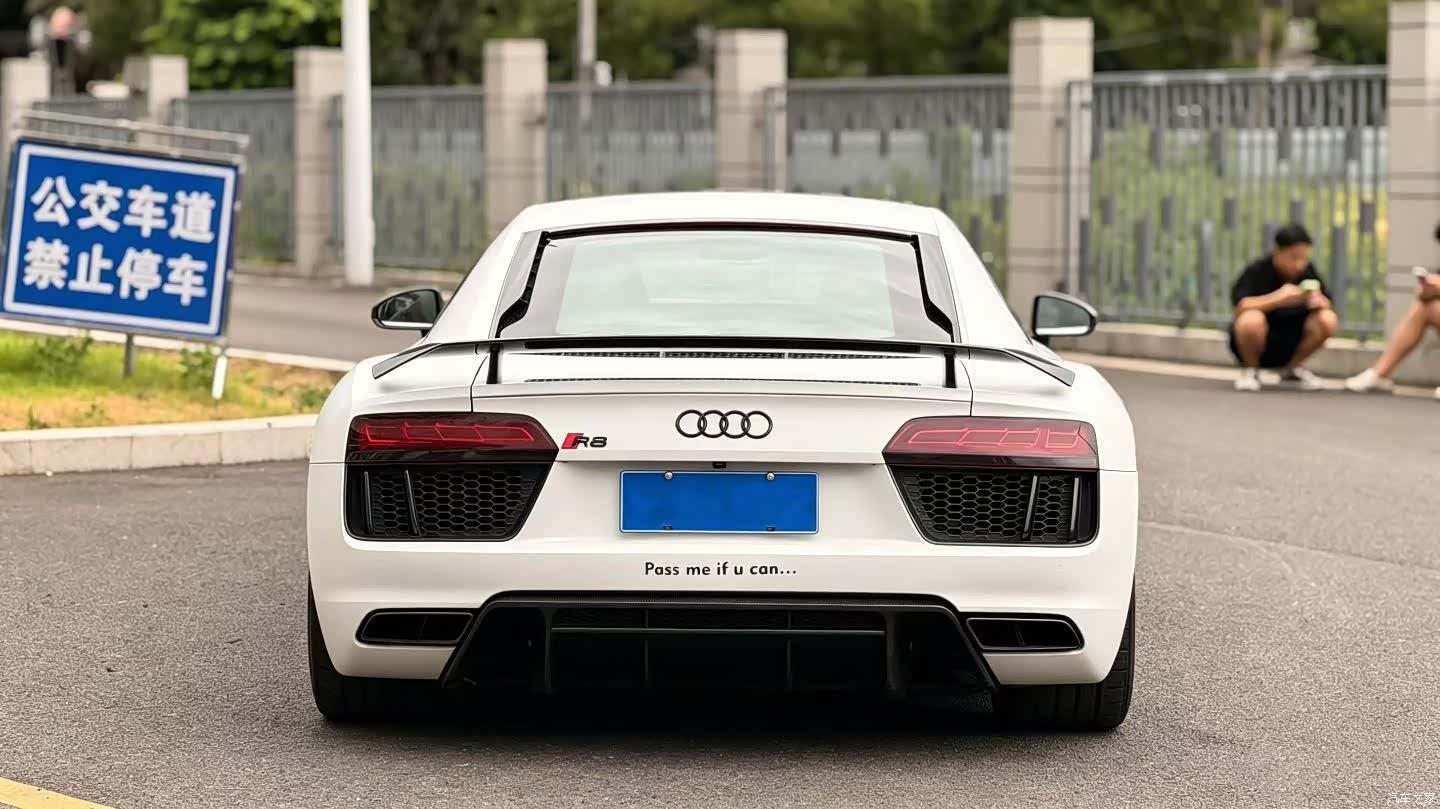 Audi R8, 2018 все фото