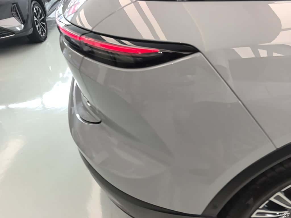 NIO ES6, 2025 7