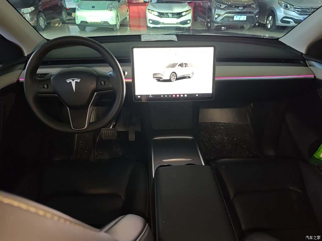 Tesla Model Y, 2024 10