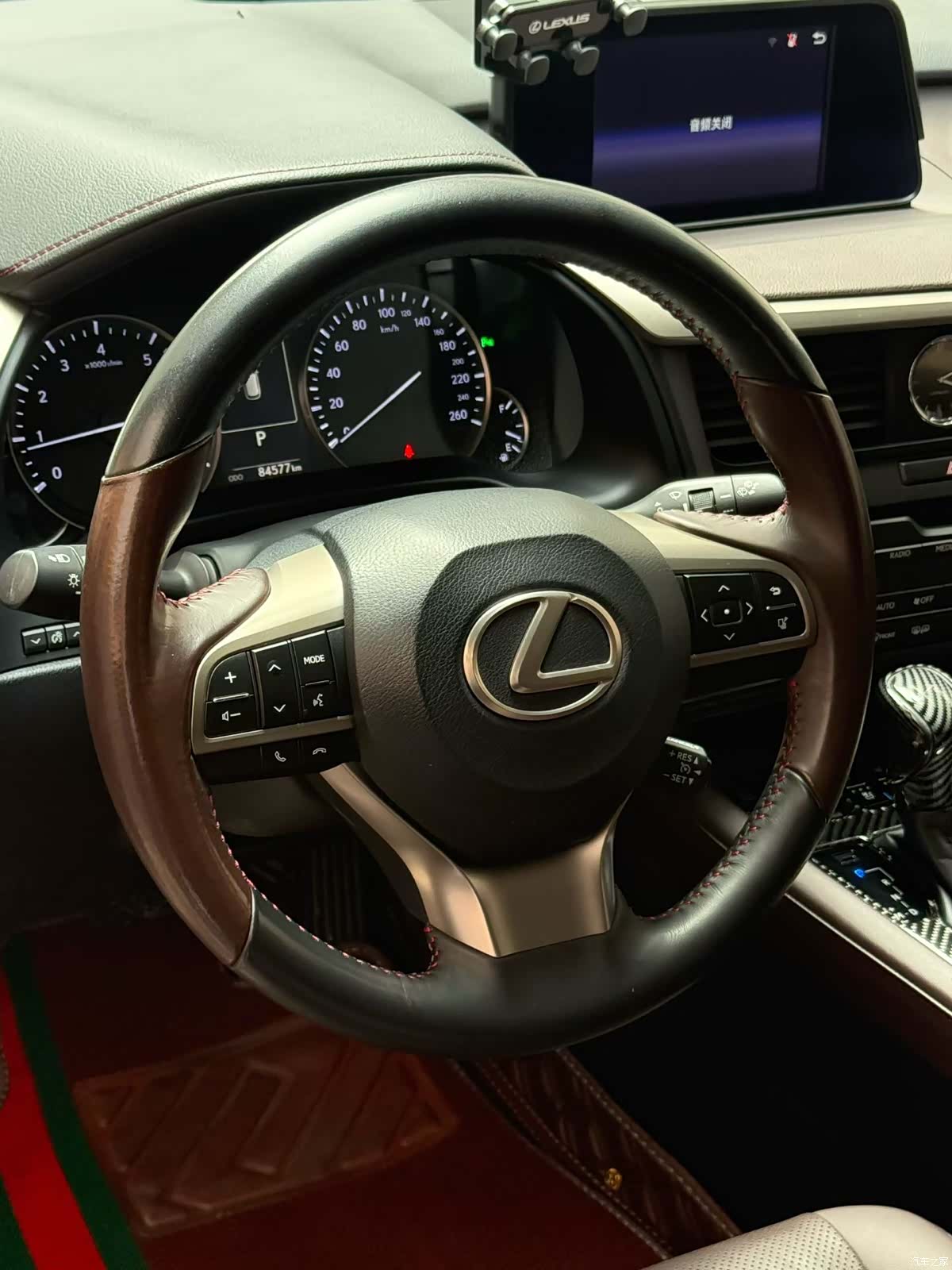 Lexus RX, 2018 3