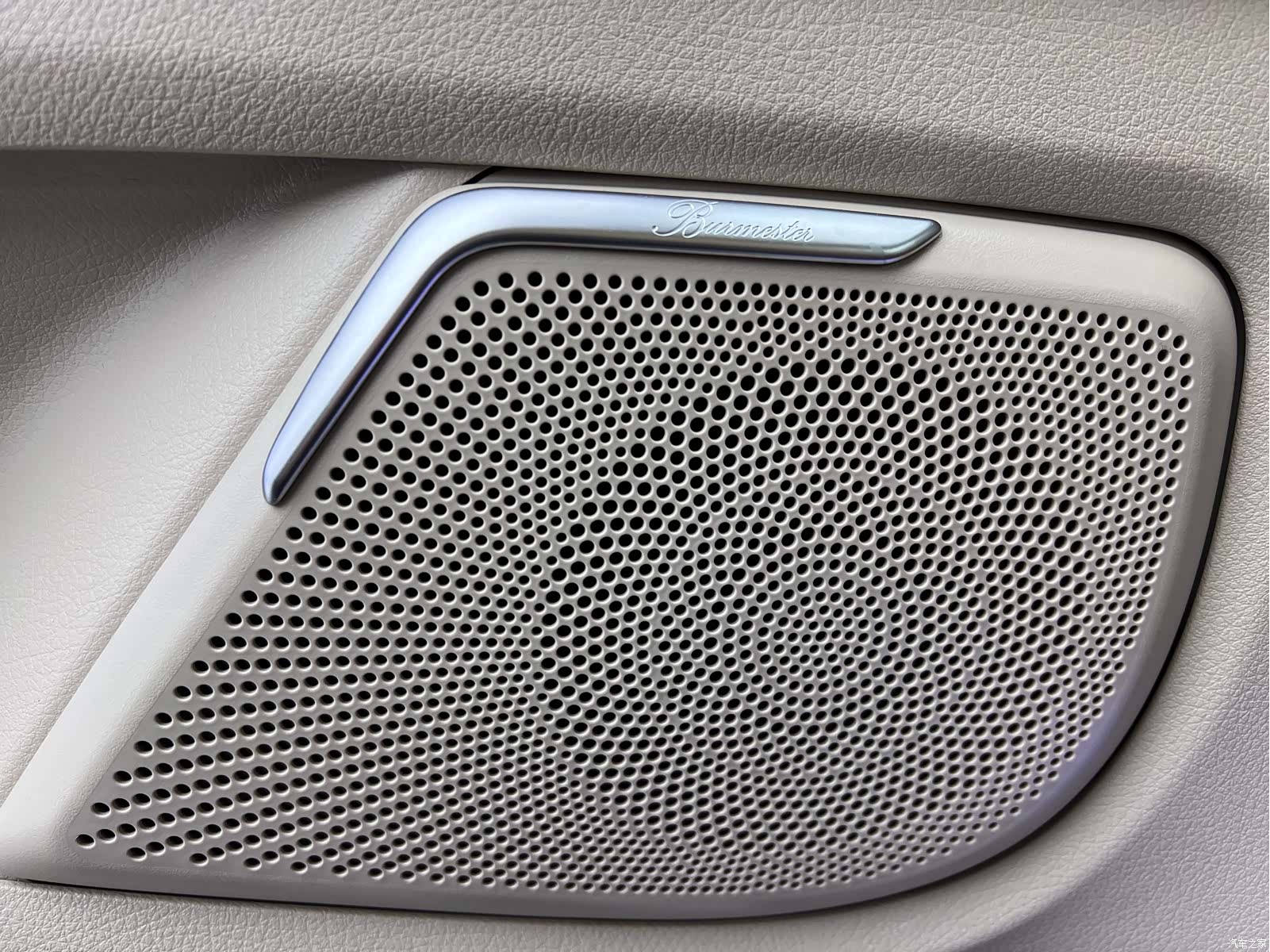 Mercedes-Benz V-Class, 2023 6