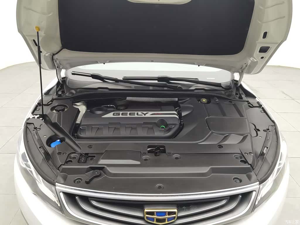Geely Emgrand, 2016 6