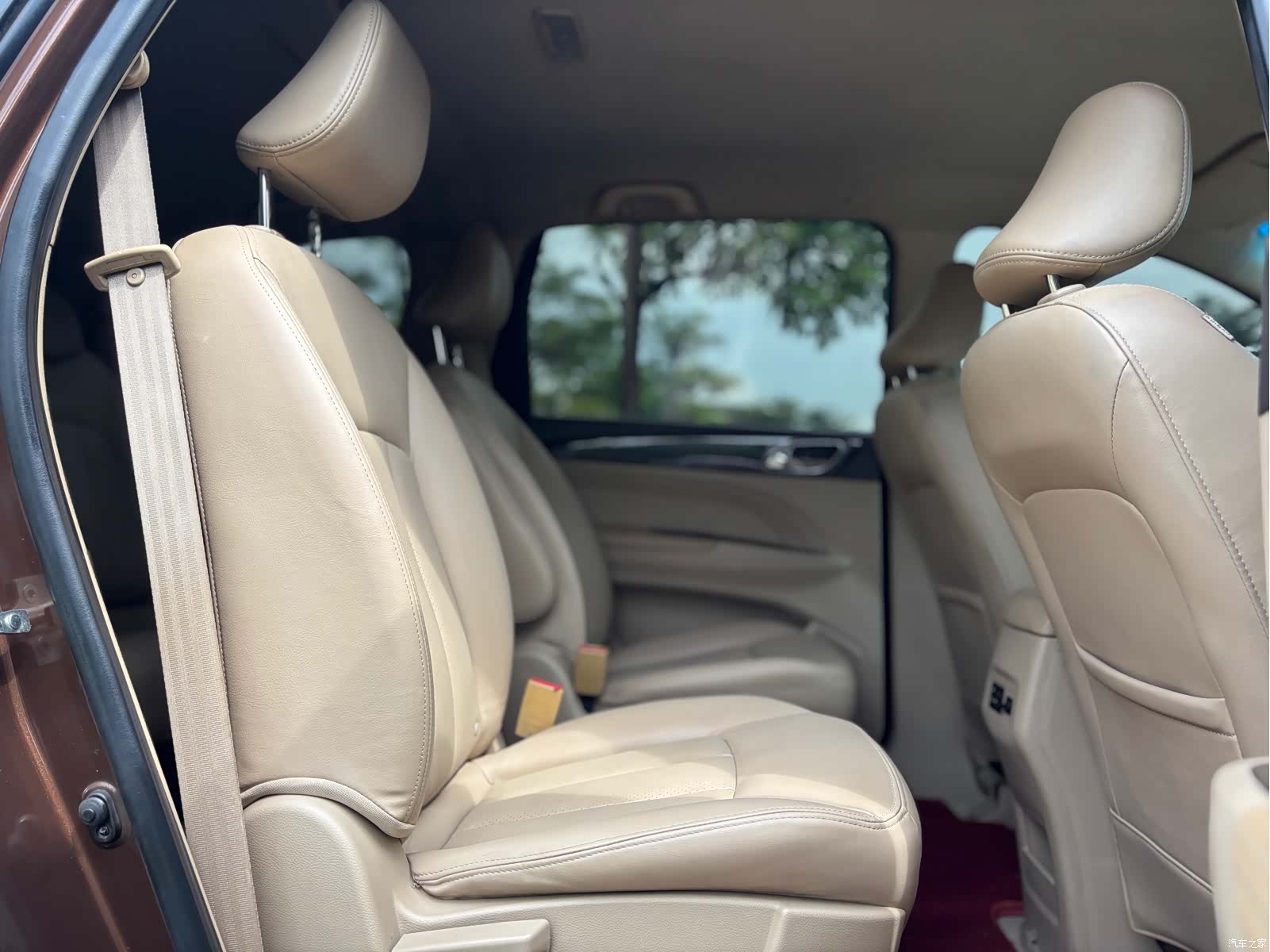 Wuling 730, 2017 13