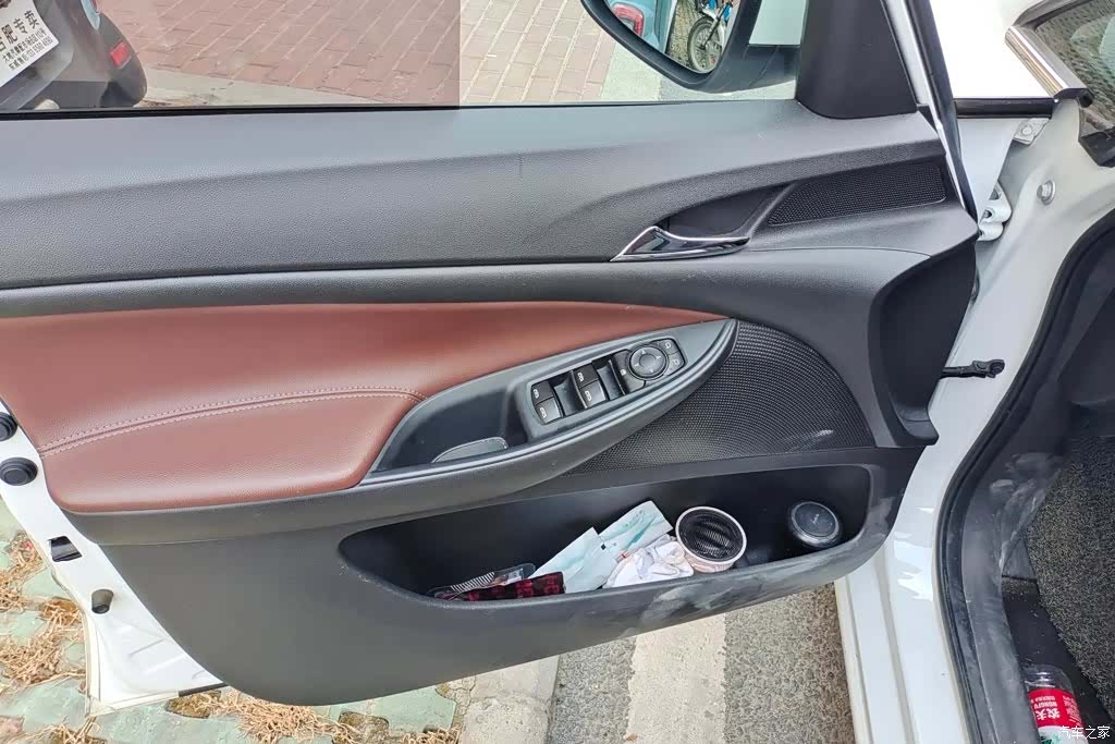 Buick GL6, 2018 7