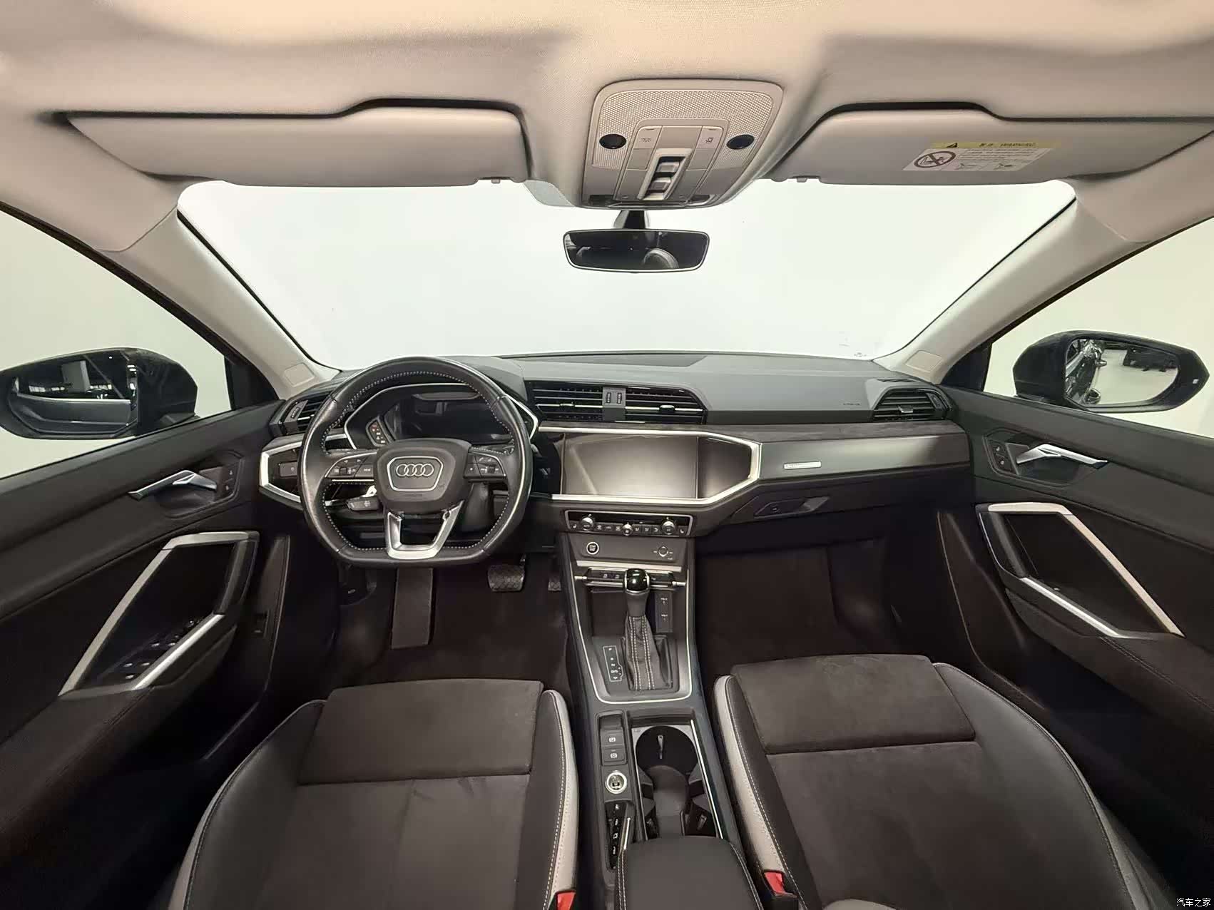 Audi Q3, 2022 8
