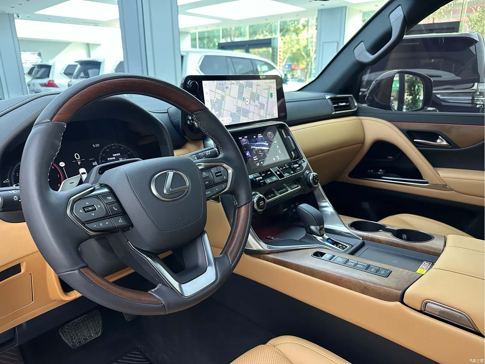 Lexus LX, 2025 17