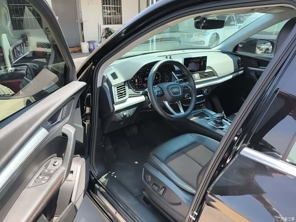 Audi Q5L, 2019 16