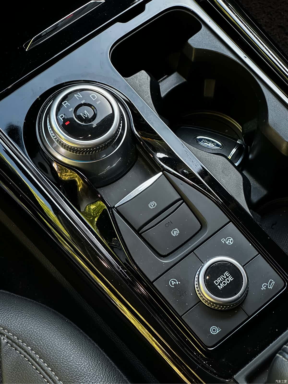 Ford Explorer, 2021 все фото