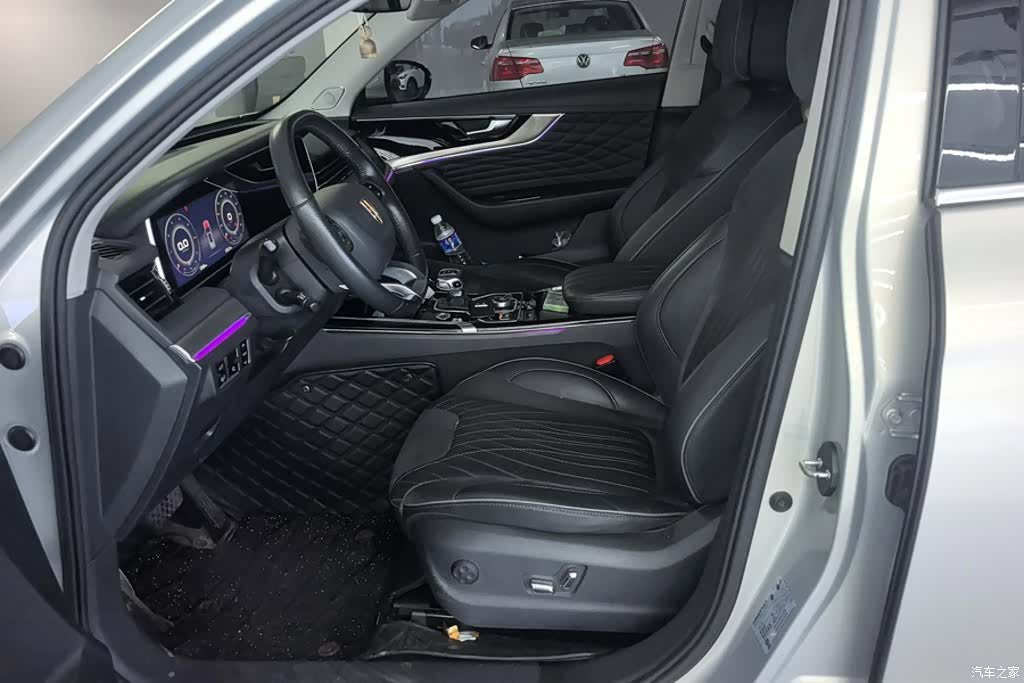 Hongqi HS5, 2021 9