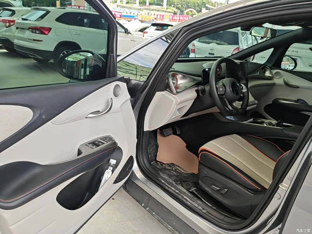 BYD Dolphin, 2022 16