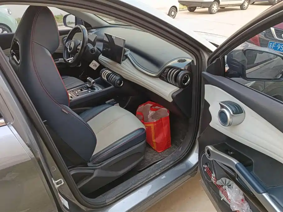 BYD Yuan PLUS BYD Yuan PLUS