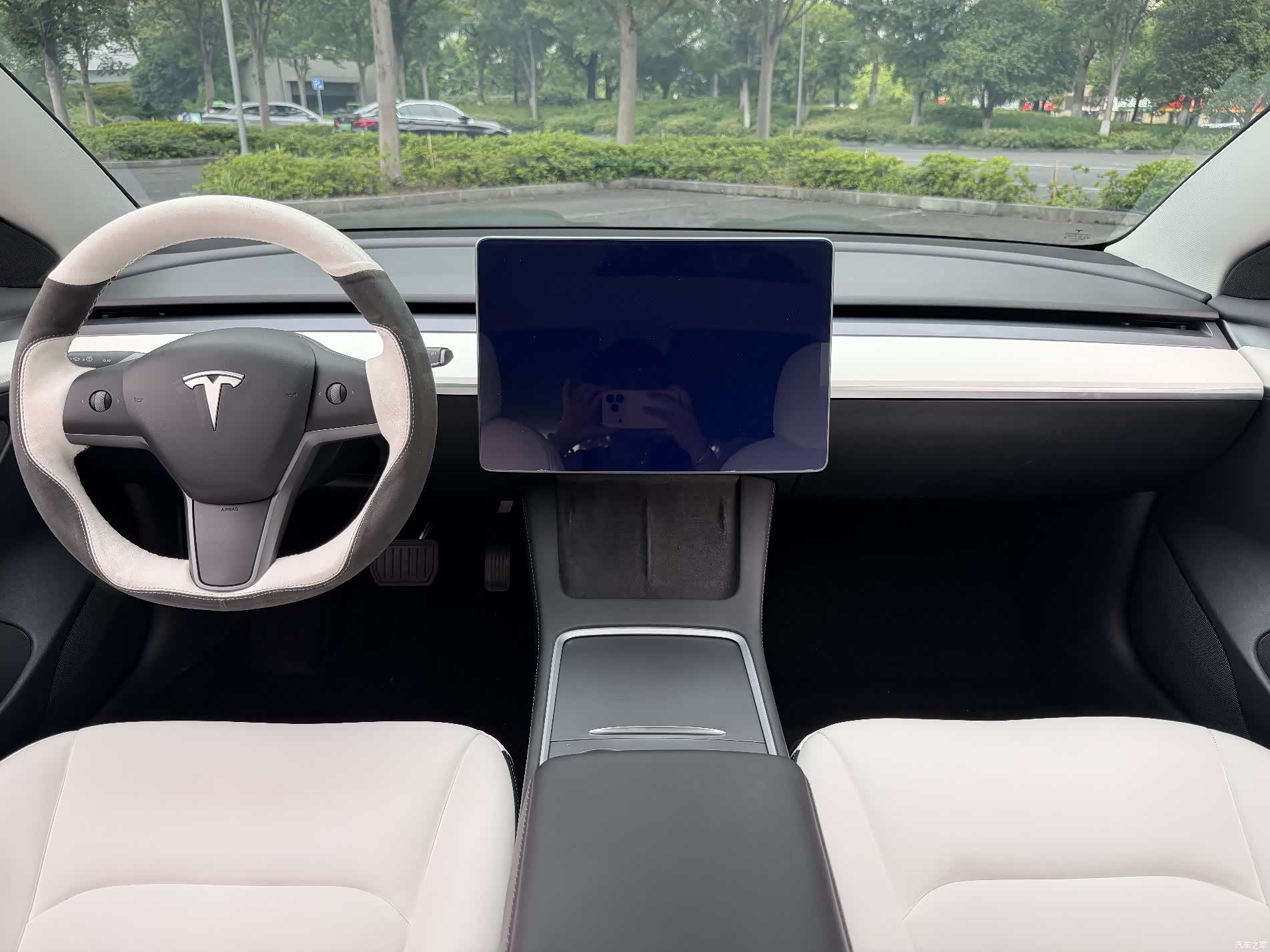Tesla Model 3, 2021 все фото