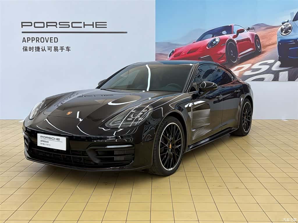 Porsche Panamera, 2023 1