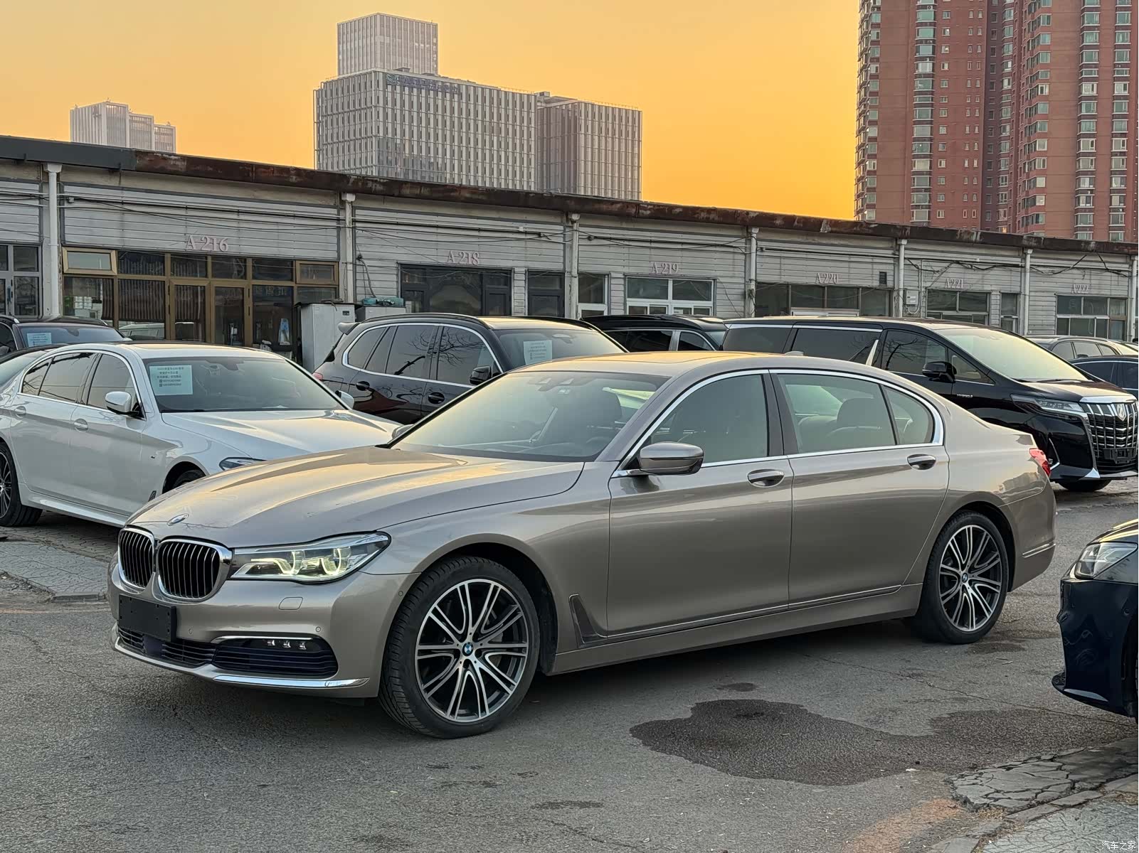 BMW 7 Series, 2016 1