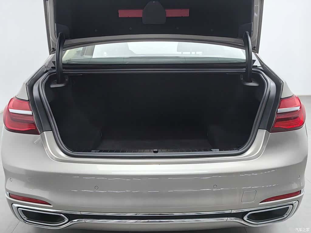 BMW 7 Series, 2017 16