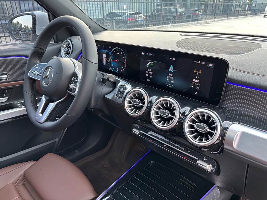 Mercedes-Benz GLB 2022, фото 15