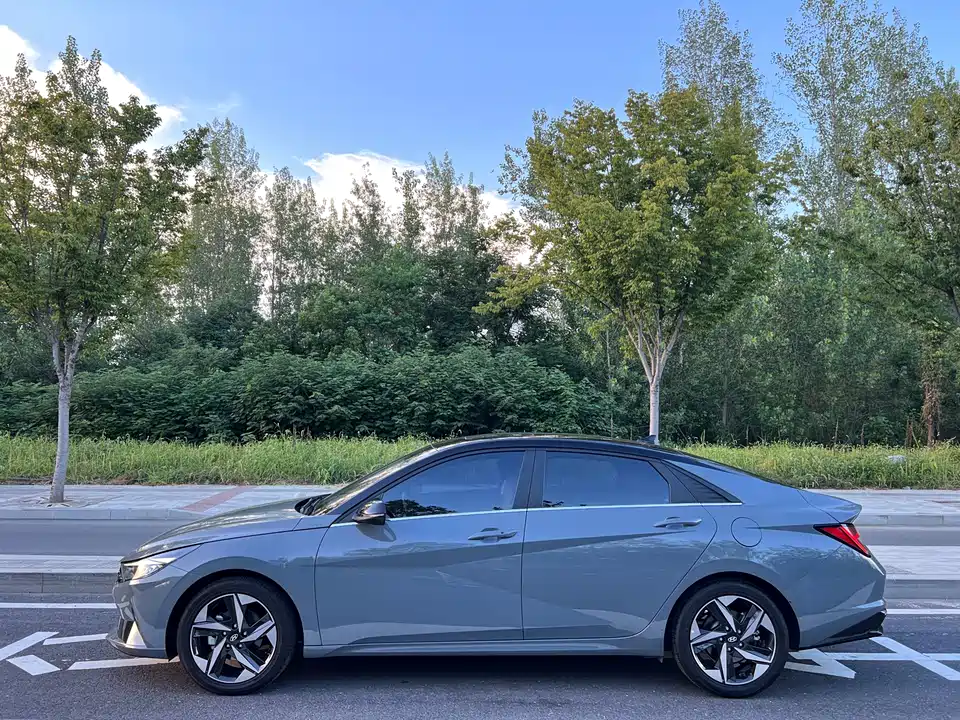 Hyundai Elantra Hyundai Elantra