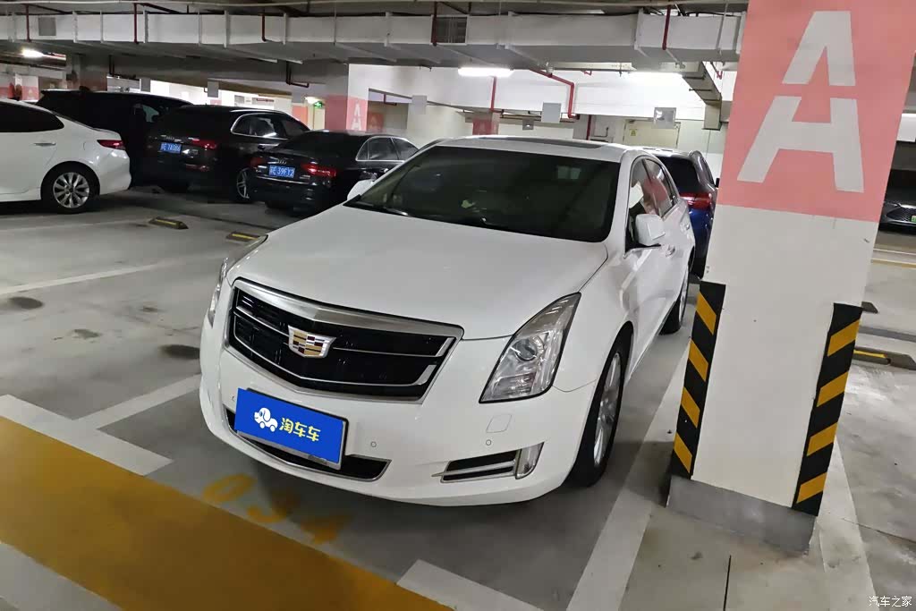 Cadillac XTS, 2016 1