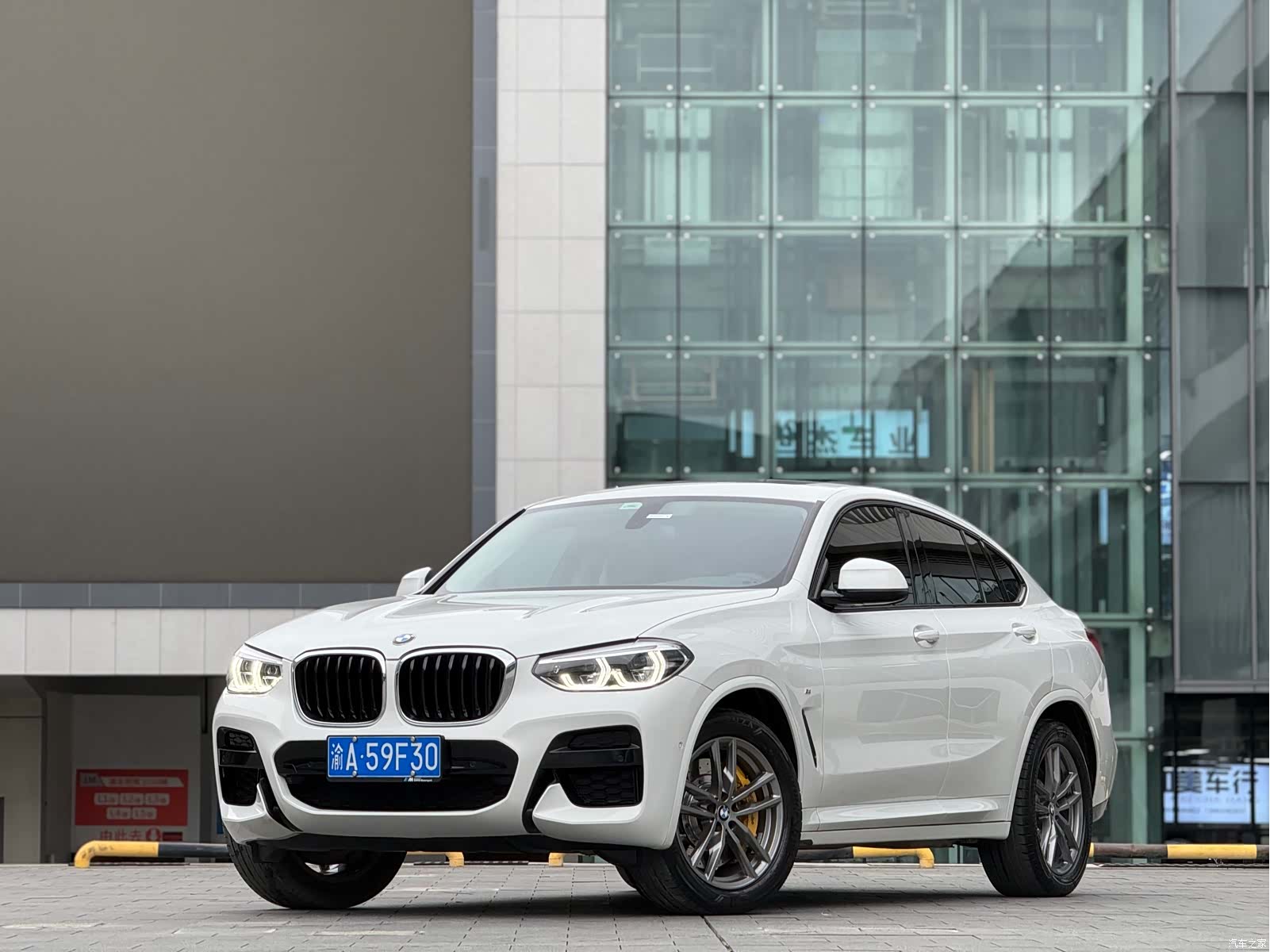 BMW X4, 2021 1