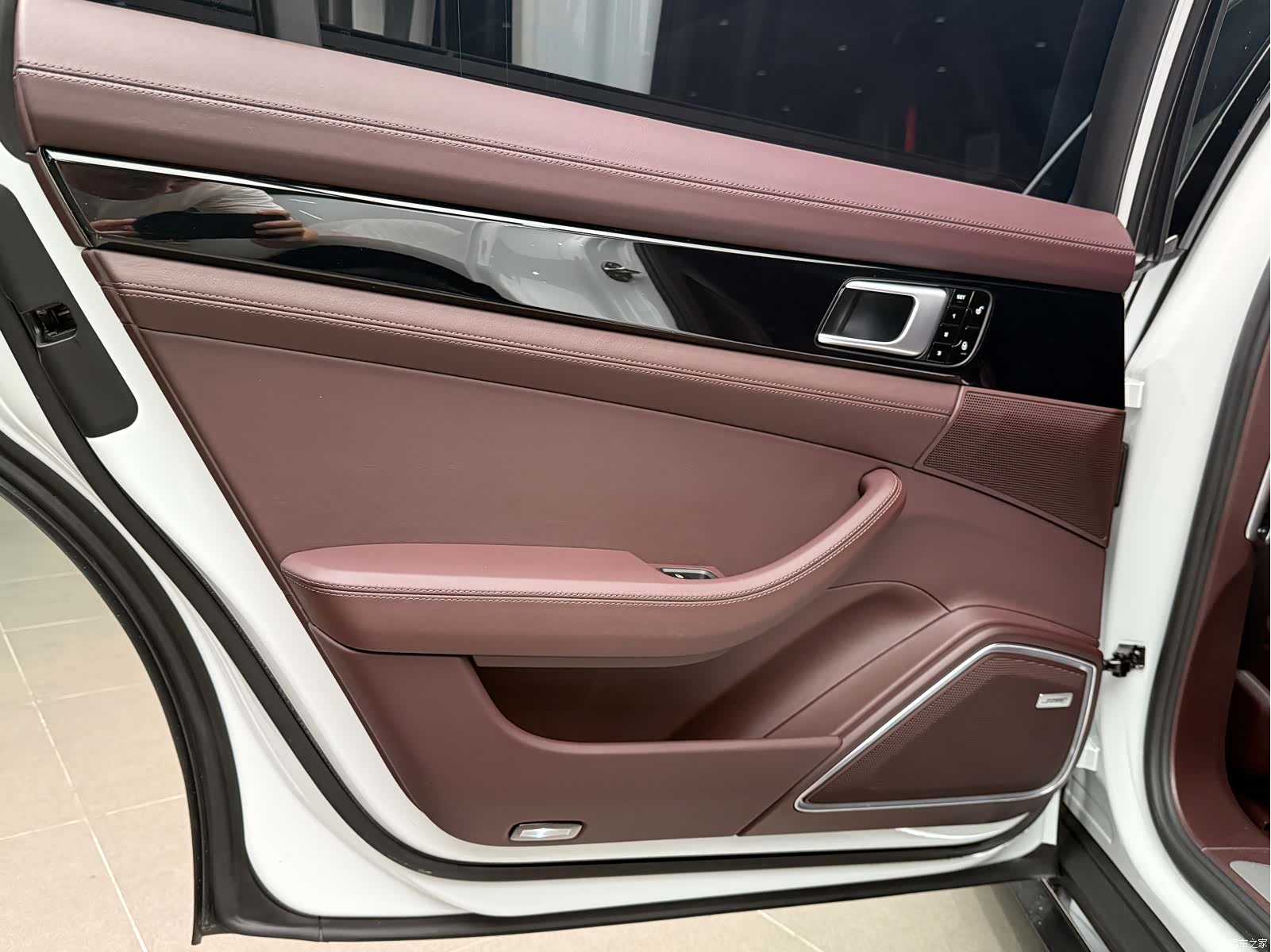 Porsche Panamera, 2018 12