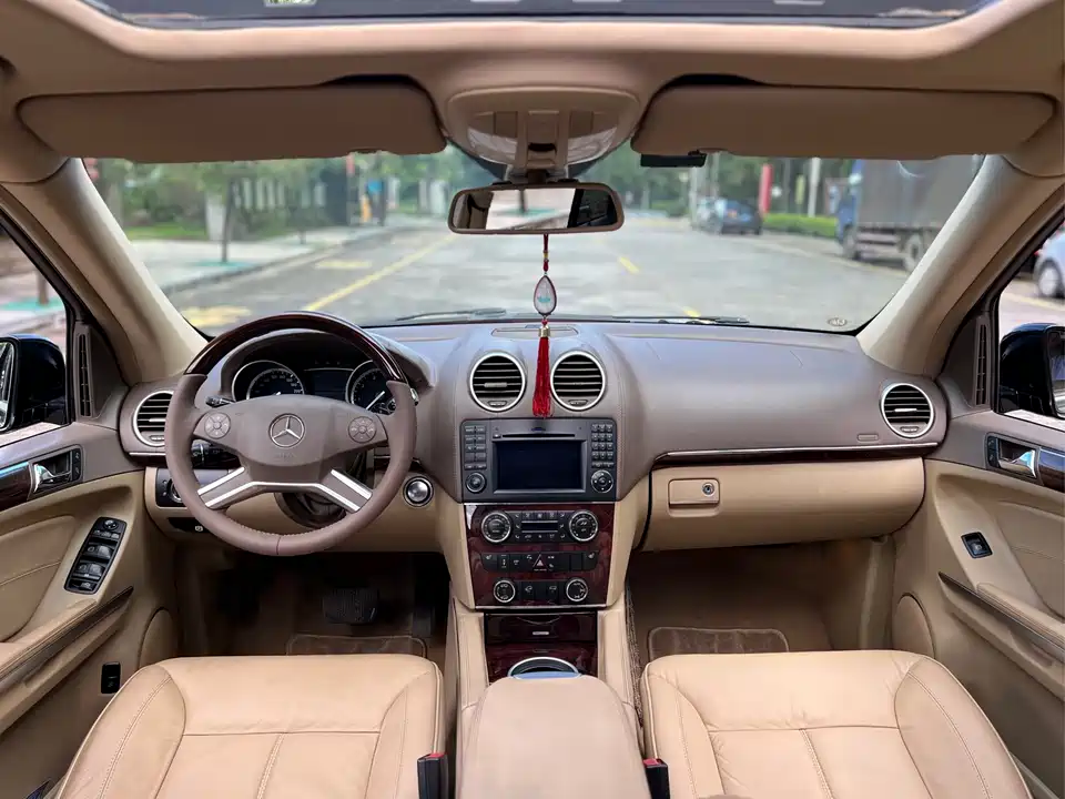 Mercedes-Benz GL grade