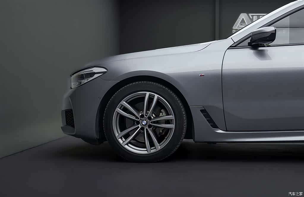 BMW 6 Series GT, 2020 все фото