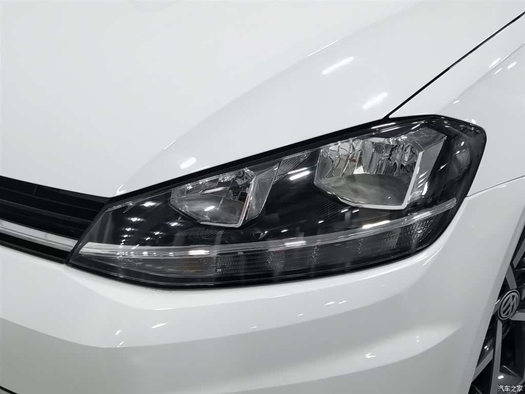 Volkswagen Golf, 2020 7