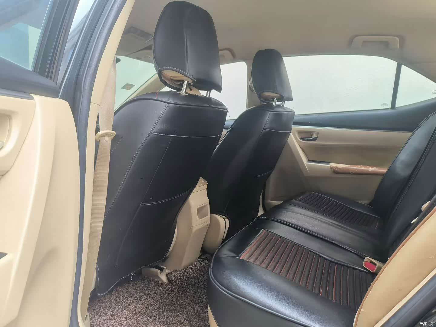 Toyota Corolla, 2015 все фото