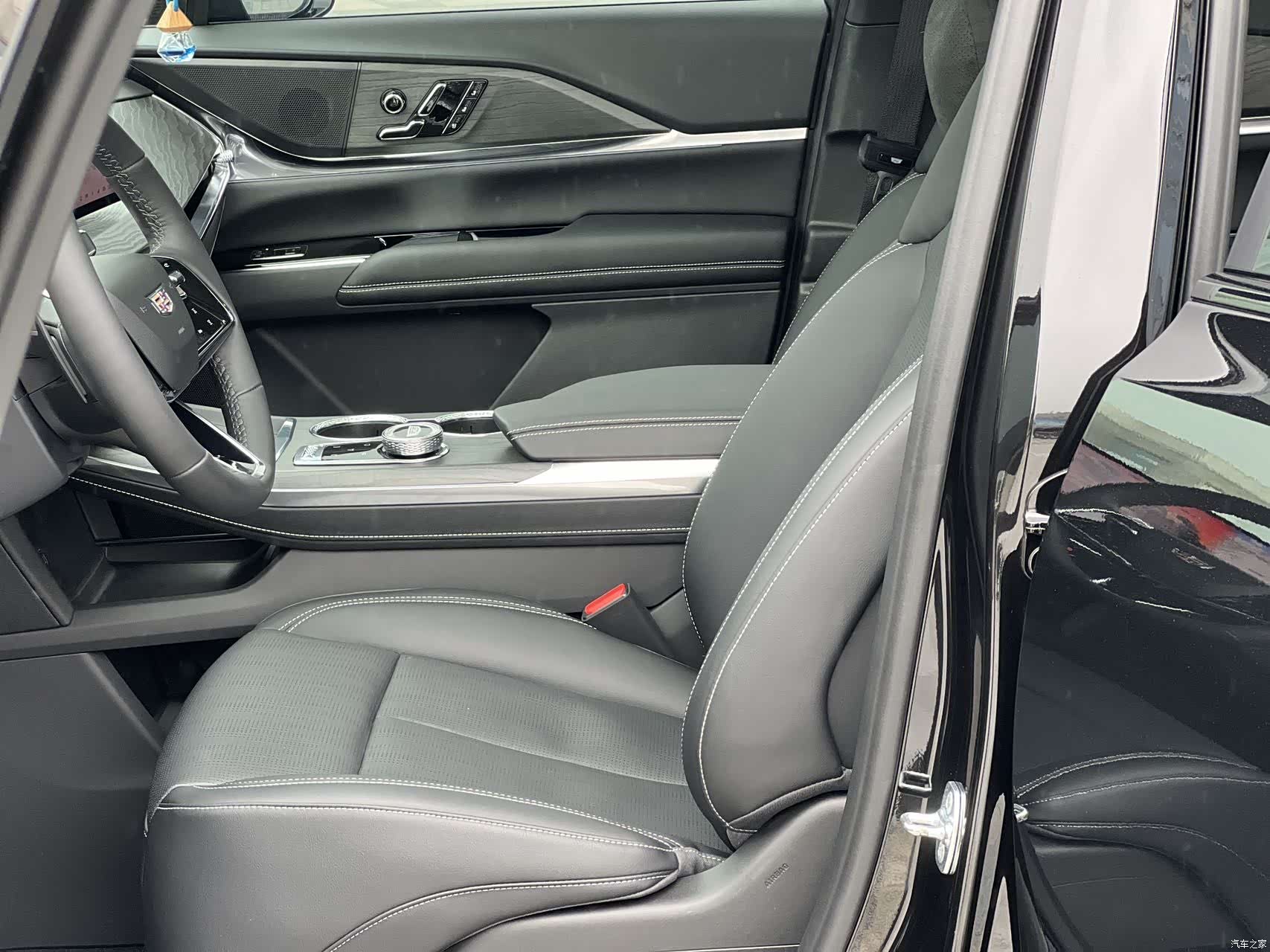 Cadillac XT5, 2025 7