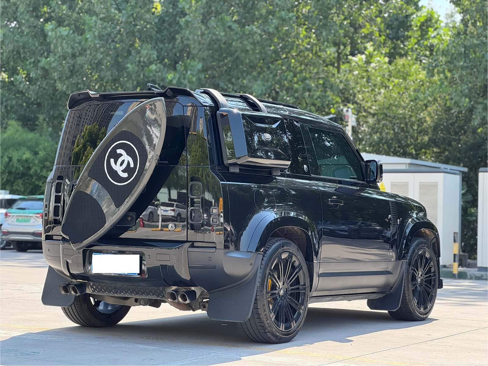 Land Rover Defender, 2022 7