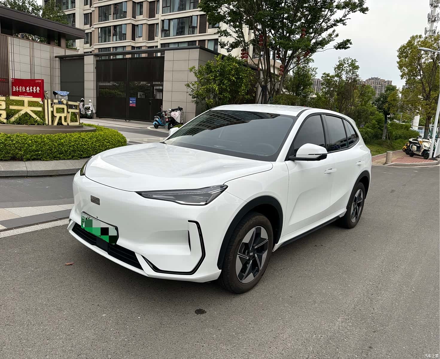 Geely Galaxy E5, 2025 2