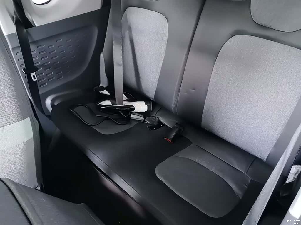 Wuling MINIEV, 2021 17