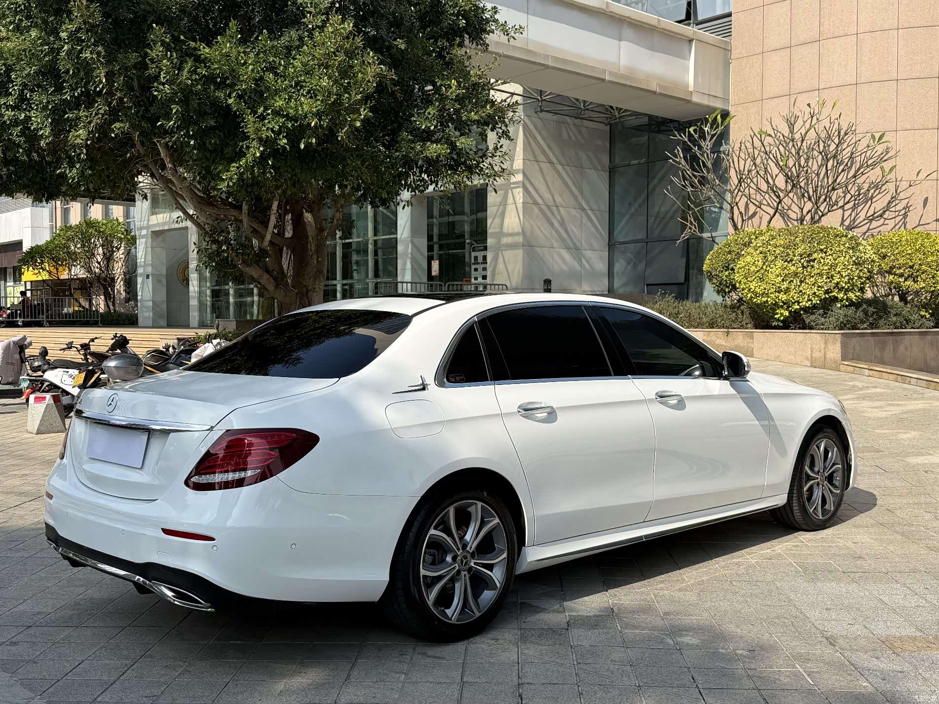 Mercedes-Benz E-Class, 2020 7