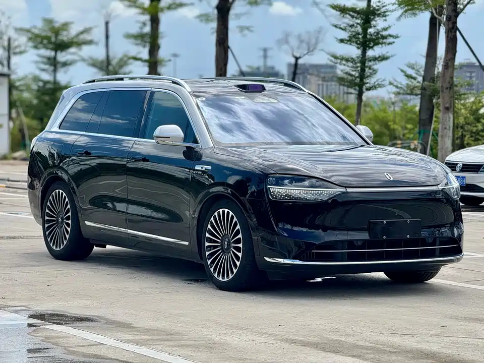 AITO Ask the world M9