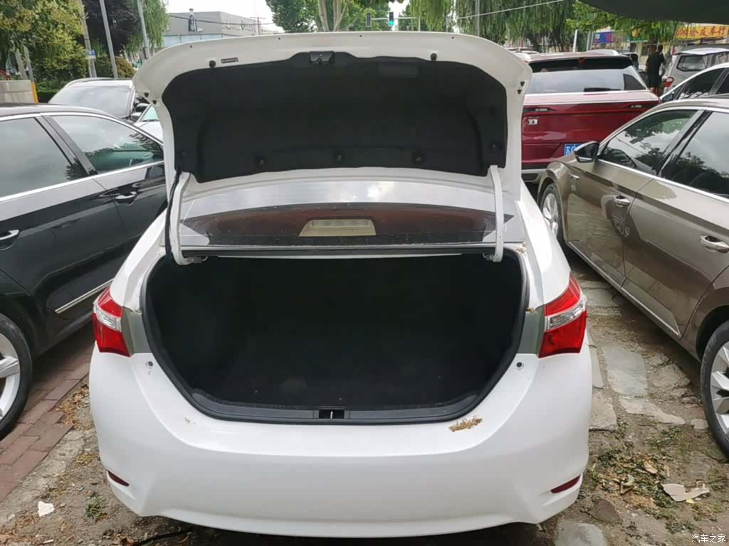 Toyota Corolla, 2015 15