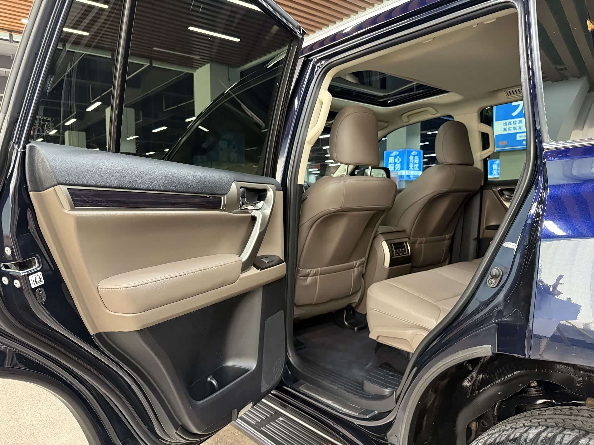 Lexus GX, 2020 10