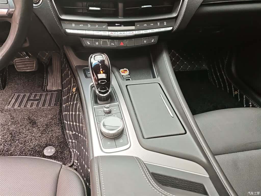 Cadillac CT5, 2022 14