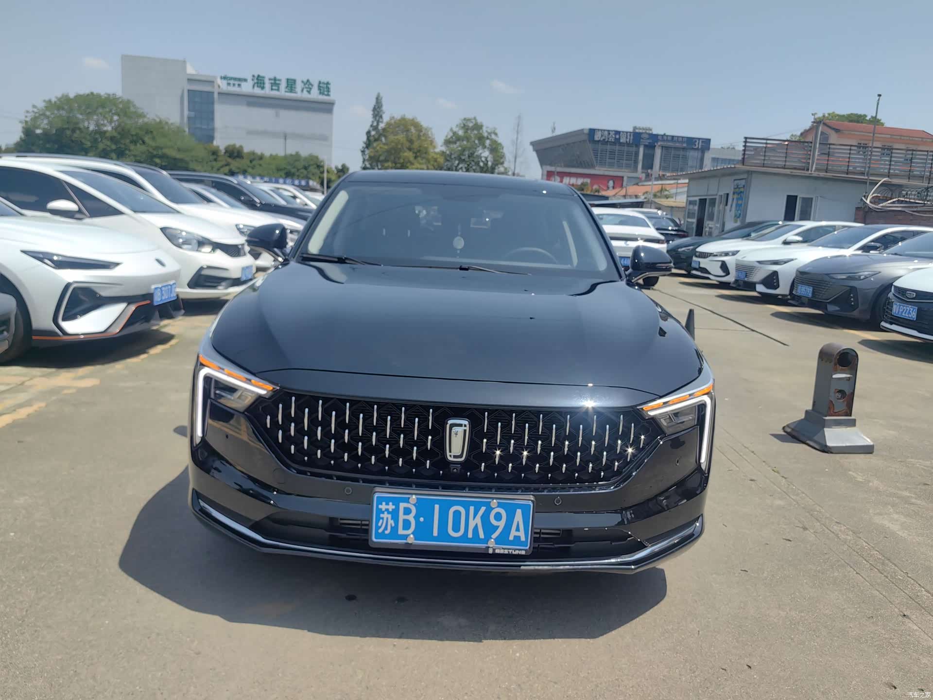 Bestune B70, 2023 2