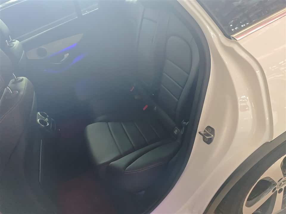 Mercedes-Benz GLC Mercedes-Benz GLC