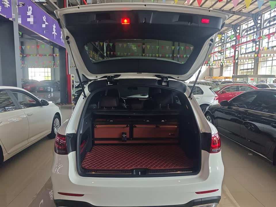Mercedes-Benz GLC Mercedes-Benz GLC