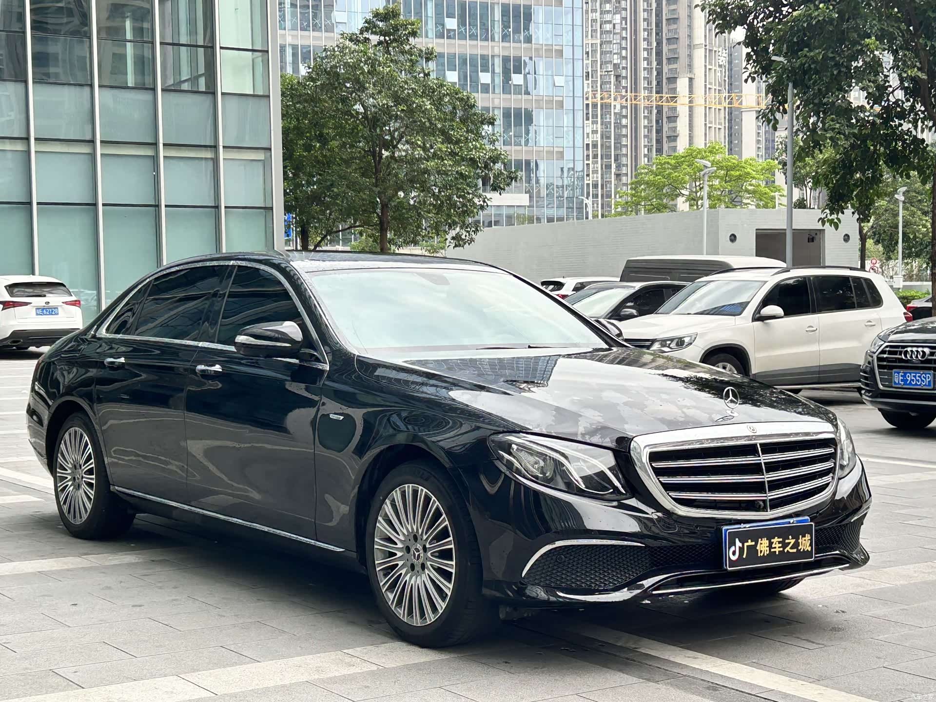 Mercedes-Benz E-Class, 2020 3