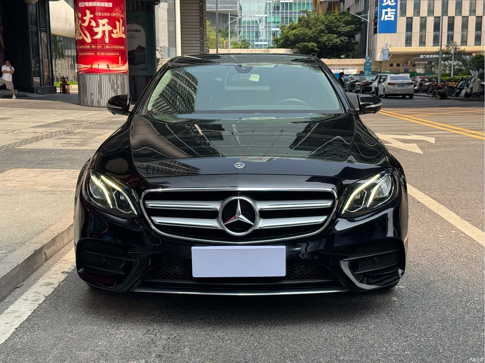 Mercedes-Benz E-Class, 2019 3