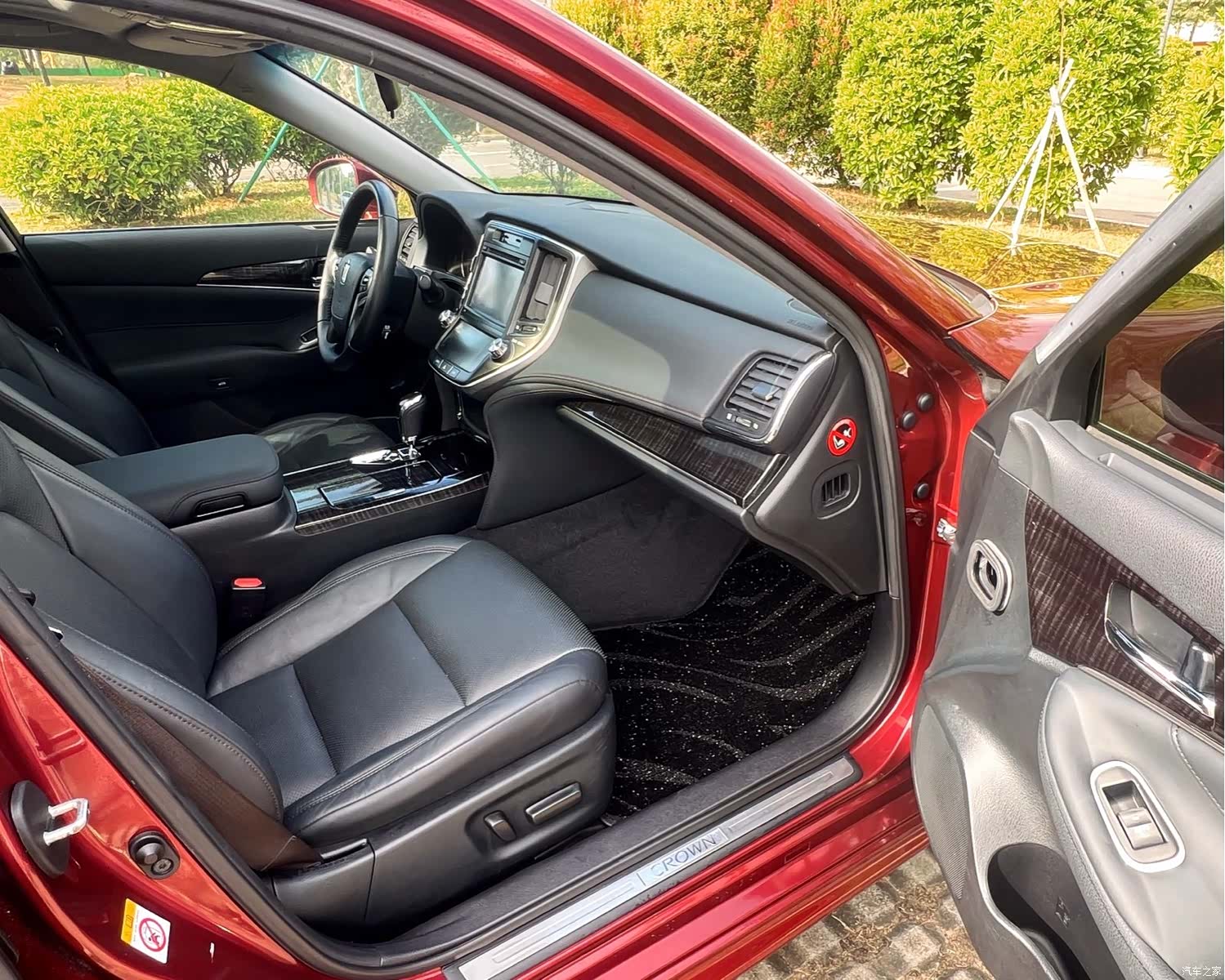 Toyota Crown, 2015 10