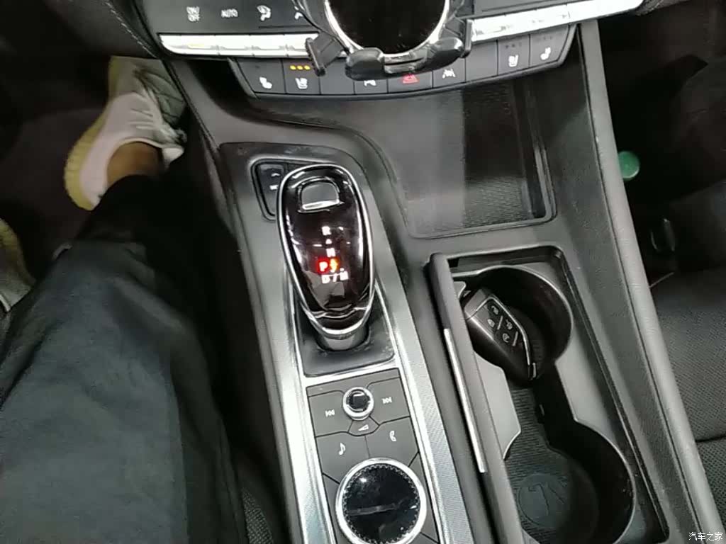 Cadillac CT5, 2023 14