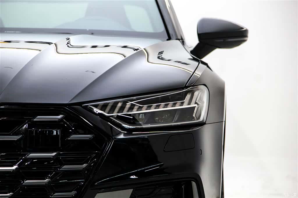 Audi A7L, 2025 9