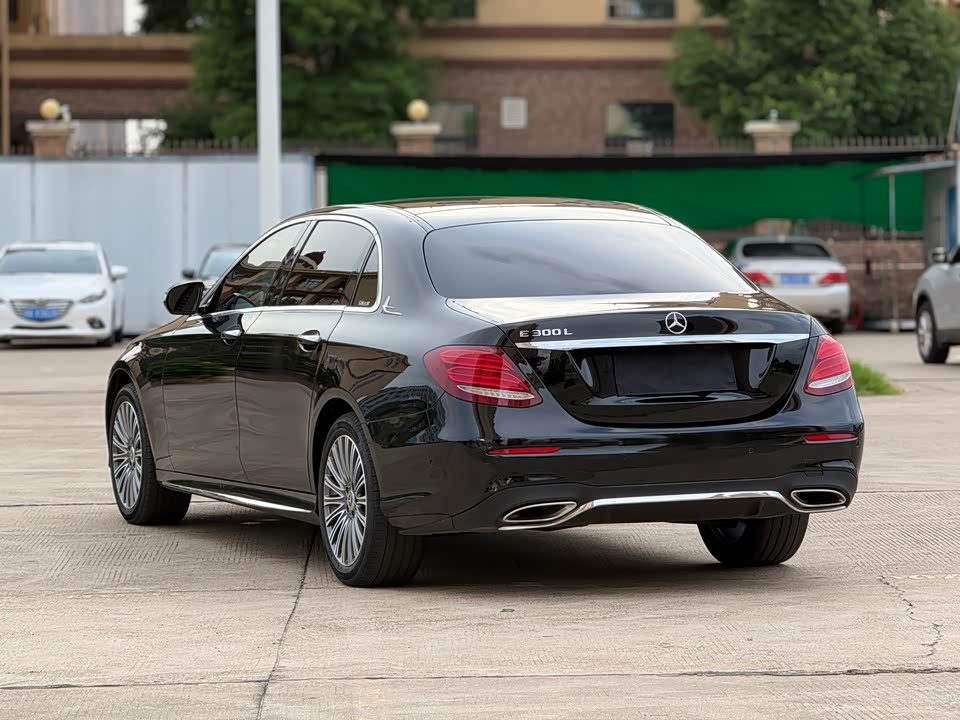 Mercedes-Benz E-class Mercedes-Benz E-class
