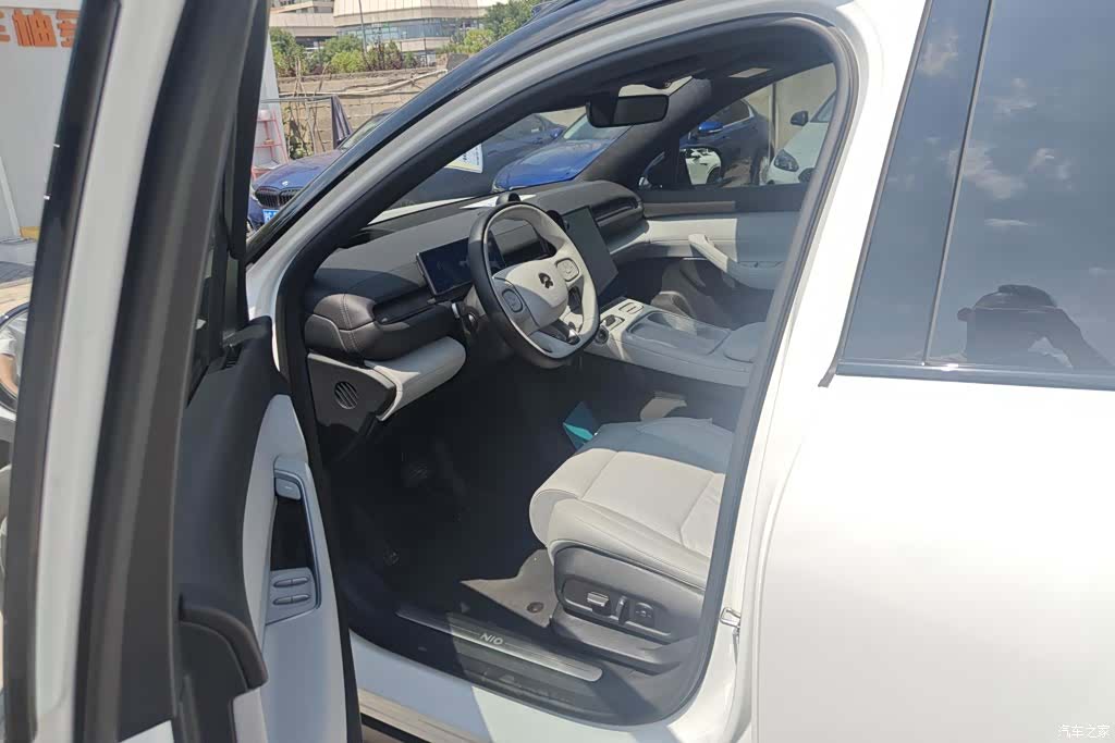 NIO ES6, 2023 9