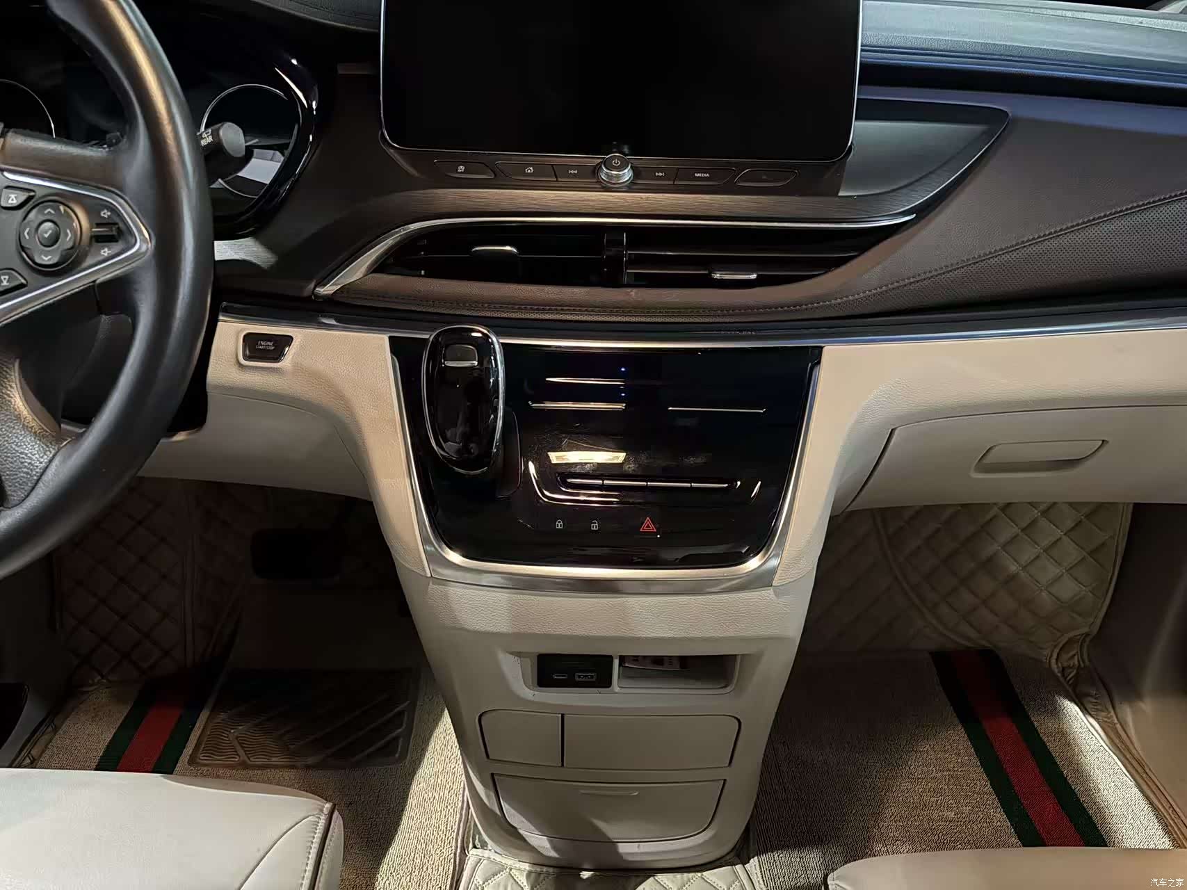 Buick GL8, 2022 17